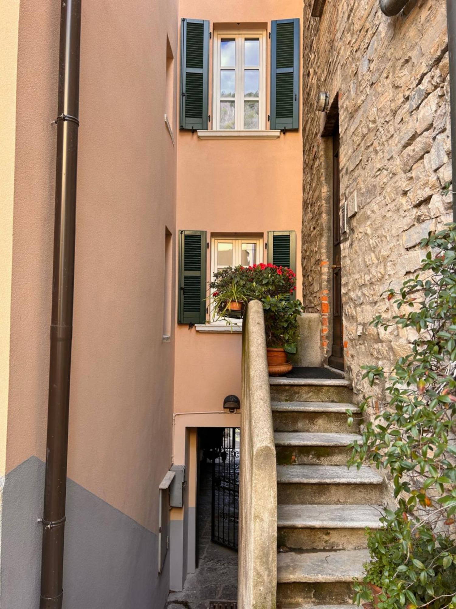 Casa Vacanze Viacoloniola37 Como Exterior foto
